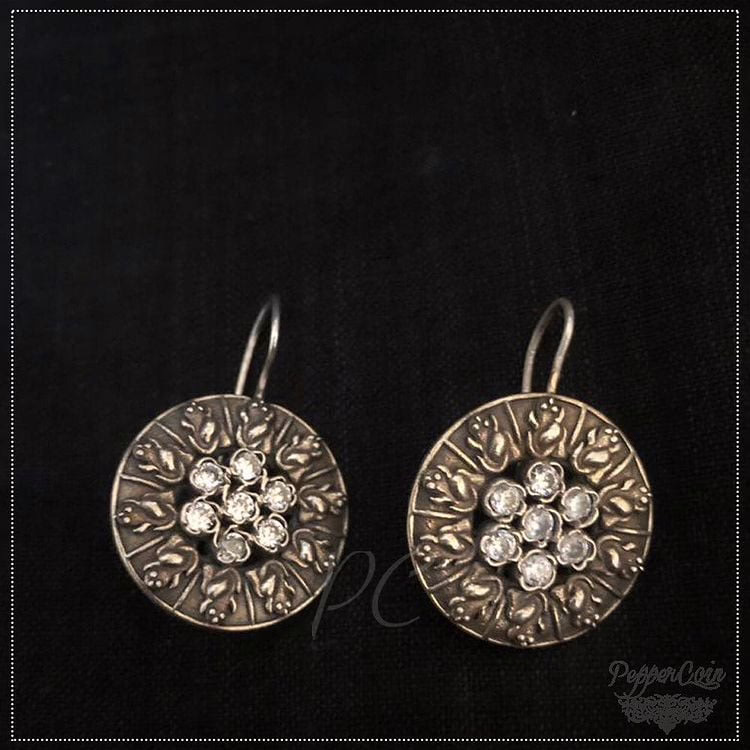 Uzr Collection - Image 4